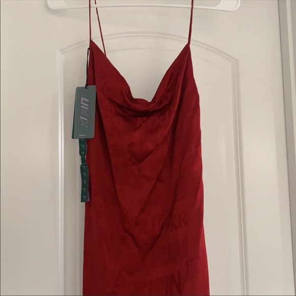 BRAND NEW NO FLAWS RED KIRIN SATIN DRESS - Picture 2 of 5